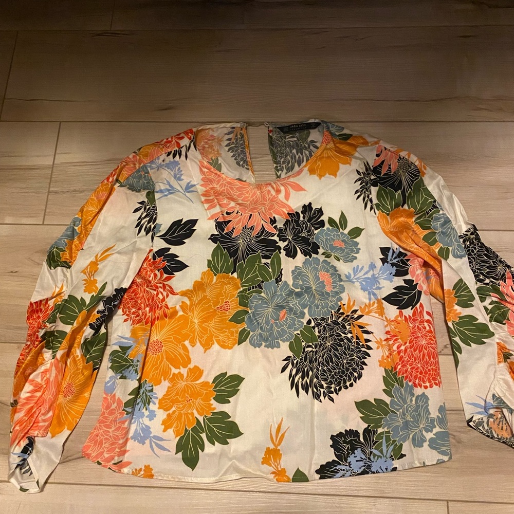 Medium floral top from Zara Basic Collection